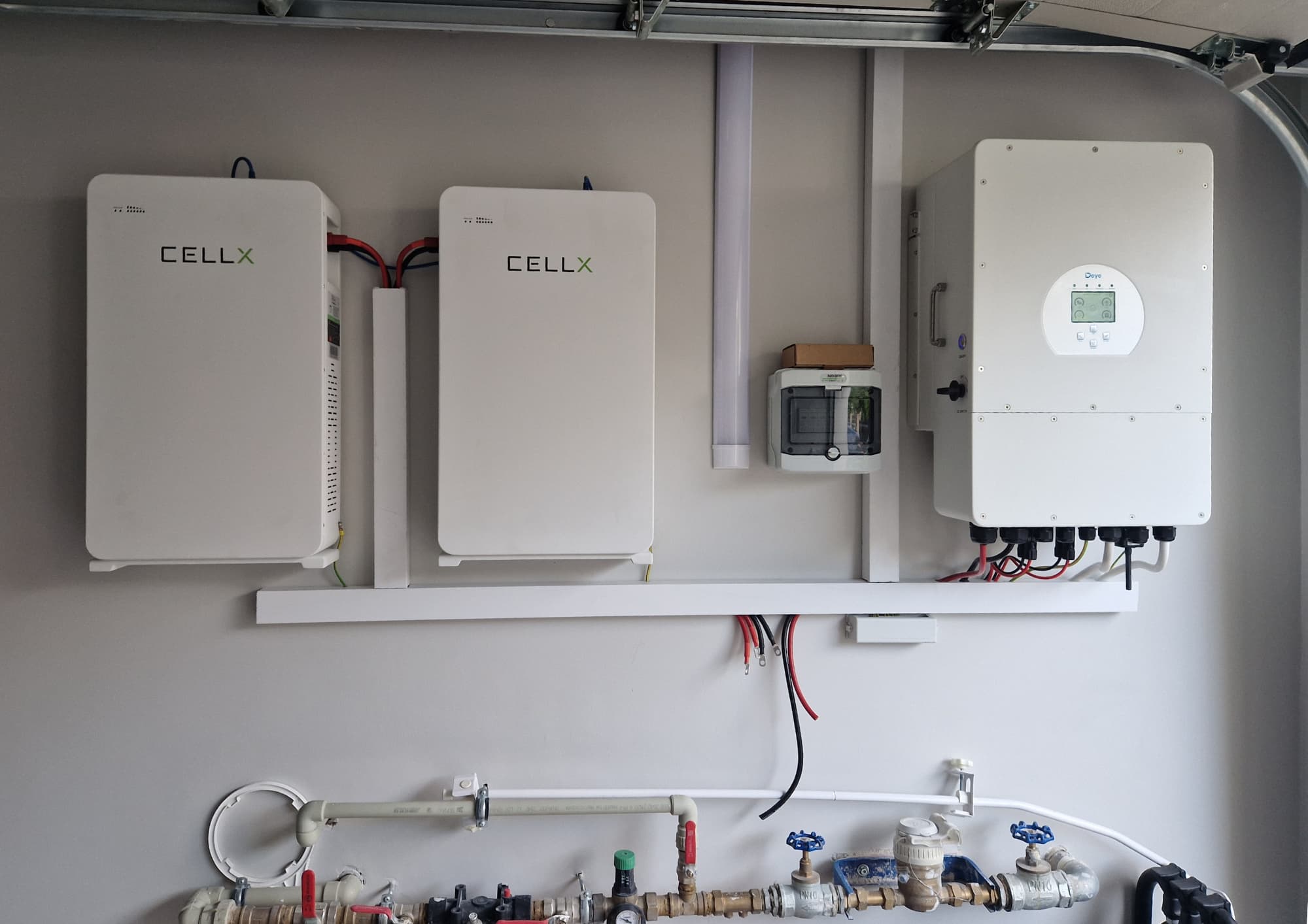 Realizacja – schemat instalacji PV z magazynem energii CellX Home Fit+